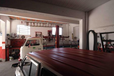 Casa à venda com 312m², 6 quartos e 6 vagasSalão