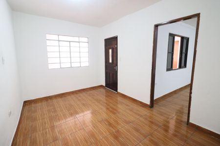 Sala de casa para alugar com 2 quartos, 70m² em Bela Vista, Osasco