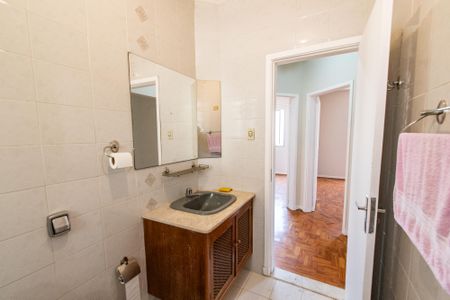 Apartamento à venda com 74m², 2 quartos e sem vagaBanheiro