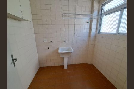 Apartamento à venda com 64m², 2 quartos e 1 vaga Apartamento à venda com 64m², 2 quartos e 1 vagaÁrea de Serviço