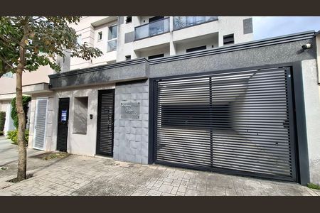 Fachada de apartamento para alugar com 2 quartos, 60m² em Campestre, Santo André
