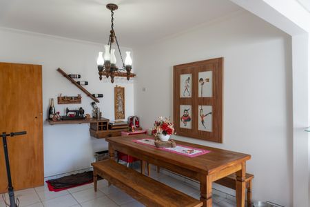 Casa para alugar com 174m², 4 quartos e 2 vagas Casa para alugar com 174m², 4 quartos e 2 vagasÁrea Comum