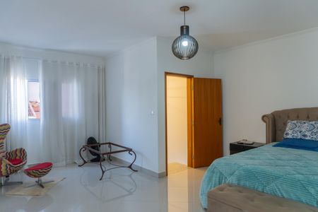 Casa para alugar com 174m², 4 quartos e 2 vagas Casa para alugar com 174m², 4 quartos e 2 vagasSuíte 1