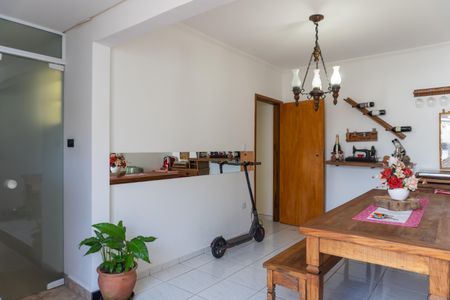 Casa para alugar com 174m², 4 quartos e 2 vagas Casa para alugar com 174m², 4 quartos e 2 vagasÁrea Comum