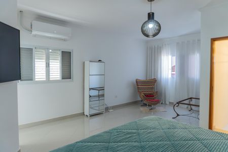 Casa para alugar com 174m², 4 quartos e 2 vagas Casa para alugar com 174m², 4 quartos e 2 vagasSuíte 1