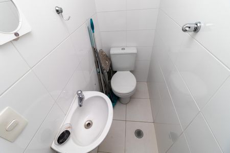 Apartamento à venda com 94m², 2 quartos e 2 vagasBanheiro de Serviço