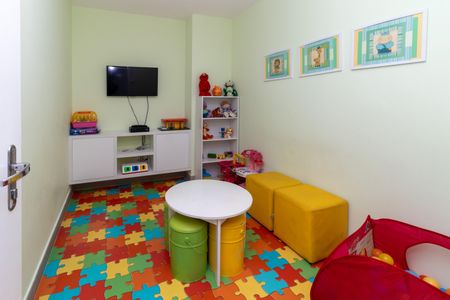 Apartamento à venda com 94m², 2 quartos e 2 vagasÁrea comum - Brinquedoteca