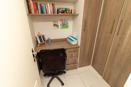 Apartamento à venda com 94m², 2 quartos e 2 vagasQuarto de Serviço