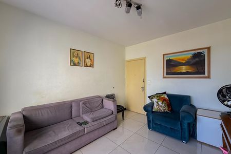 Apartamento à venda com 85m², 3 quartos e 1 vaga Apartamento à venda com 85m², 3 quartos e 1 vagaSala