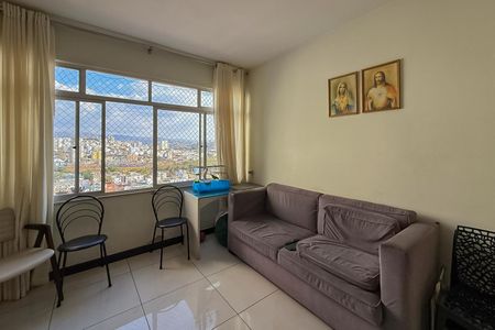 Sala de apartamento à venda com 3 quartos, 85m² em Padre Eustáquio, Belo Horizonte