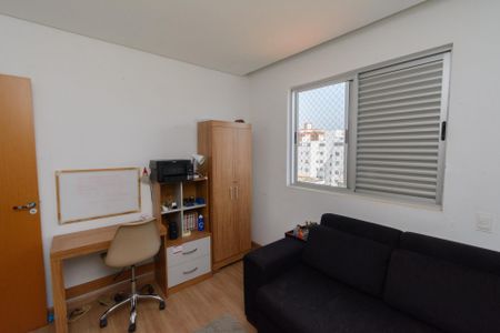Apartamento à venda com 160m², 3 quartos e 3 vagasQuarto