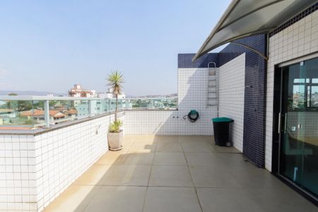 Apartamento à venda com 160m², 3 quartos e 3 vagasCobertura