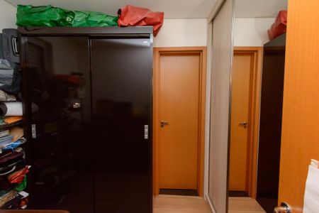 Apartamento à venda com 160m², 3 quartos e 3 vagasCloset da Suíte 2