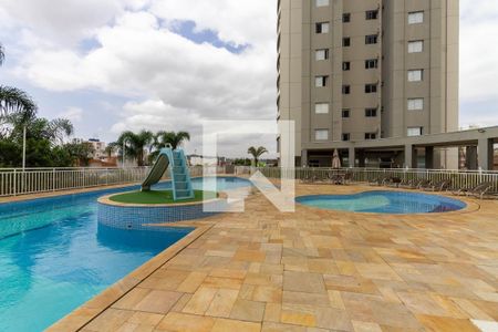 Apartamento à venda com 84m², 3 quartos e 2 vagasCondomínio - Piscina 