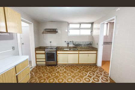 Apartamento à venda com 232m², 4 quartos e 2 vagasCozinha