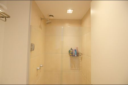 Apartamento à venda com 34m², 1 quarto e sem vagaBanheiro