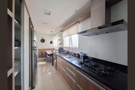 Apartamento à venda com 170m², 3 quartos e 4 vagasCozinha