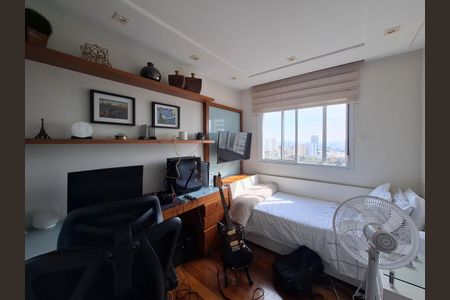 Apartamento à venda com 170m², 3 quartos e 4 vagasSuíte 1