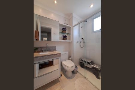 Apartamento à venda com 170m², 3 quartos e 4 vagasBanheiro da Suíte 2