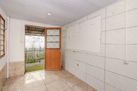 Cozinha de casa para alugar com 1 quarto, 30m² em Sarandi, Porto Alegre