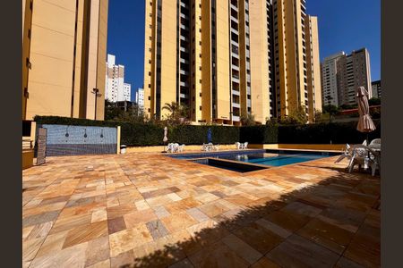 Apartamento à venda com 60m², 2 quartos e 1 vagaÁrea comum - Piscina
