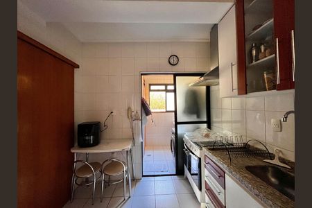 Apartamento à venda com 60m², 2 quartos e 1 vagaCozinha