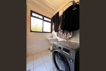 Apartamento à venda com 60m², 2 quartos e 1 vagaÁrea de Serviço