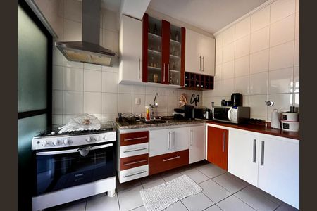 Apartamento à venda com 60m², 2 quartos e 1 vagaCozinha