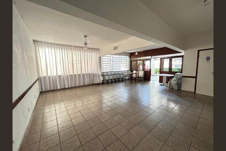 Casa à venda com 200m², 3 quartos e 1 vagaÁrea comum - Salão de festas