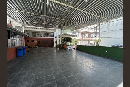 Casa à venda com 200m², 3 quartos e 1 vagaÁrea comum - Salão de festas