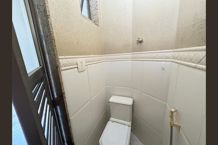 Casa à venda com 200m², 3 quartos e 1 vagaBanheiro de serviço