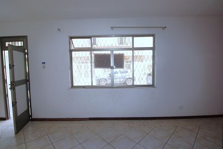 Sala de casa à venda com 3 quartos, 200m² em Cachambi, Rio de Janeiro