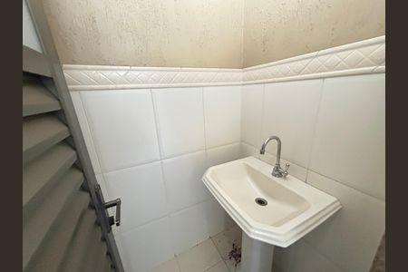 Casa à venda com 200m², 3 quartos e 1 vagaBanheiro de serviço