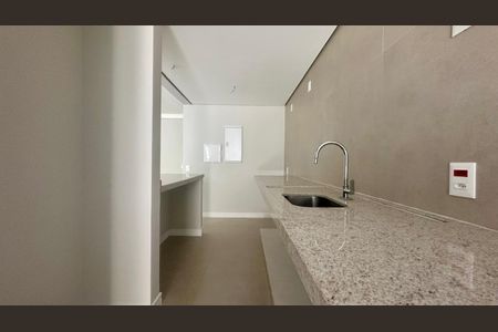 Apartamento à venda com 139m², 4 quartos e 3 vagasCozinha