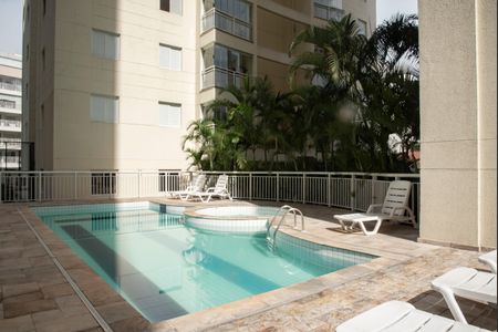 Apartamento à venda com 84m², 3 quartos e 2 vagasÁrea comum - Piscina