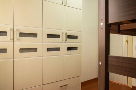 Apartamento à venda com 84m², 3 quartos e 2 vagasQuarto 1