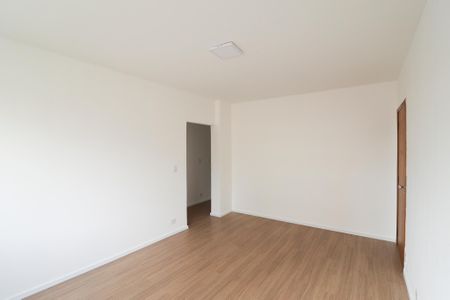 Apartamento à venda com 87m², 3 quartos e 1 vaga Apartamento à venda com 87m², 3 quartos e 1 vagaSala