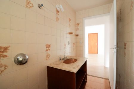 Apartamento à venda com 87m², 3 quartos e 1 vaga Apartamento à venda com 87m², 3 quartos e 1 vagaBanheiro Social