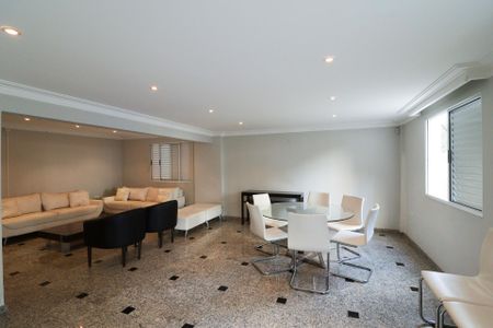 Apartamento à venda com 87m², 3 quartos e 1 vaga Apartamento à venda com 87m², 3 quartos e 1 vagaÁrea comum - Salão de Festas