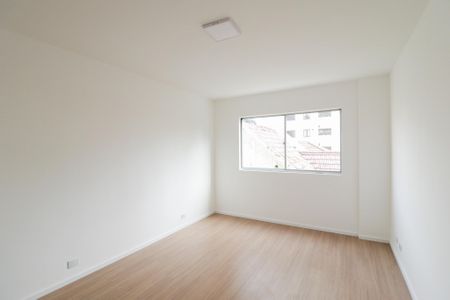 Apartamento à venda com 87m², 3 quartos e 1 vaga Apartamento à venda com 87m², 3 quartos e 1 vagaSala