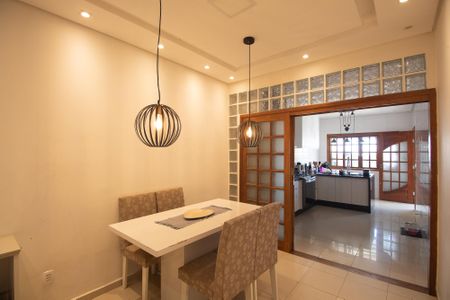 Sala de casa para alugar com 3 quartos, 175m² em Vila Medeiros, São Paulo