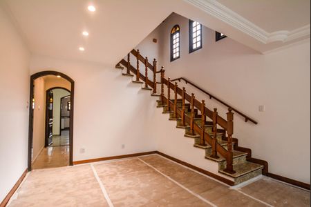 Casa à venda com 270m², 3 quartos e 4 vagasSala