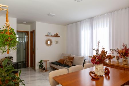 Sala de apartamento à venda com 2 quartos, 60m² em Salgado Filho, Belo Horizonte