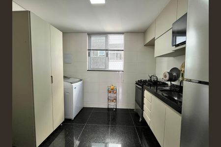 Apartamento à venda com 60m², 2 quartos e 1 vaga Apartamento à venda com 60m², 2 quartos e 1 vagaCozinha