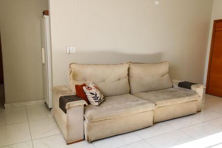 Apartamento à venda com 68m², 2 quartos e sem vagaSala