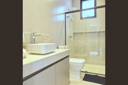 Casa à venda com 165m², 3 quartos e 4 vagas Casa à venda com 165m², 3 quartos e 4 vagasBanheiro social