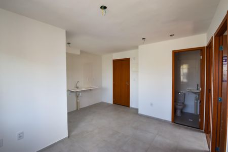 Sala de apartamento à venda com 2 quartos, 44m² em Del Castilho, Rio de Janeiro