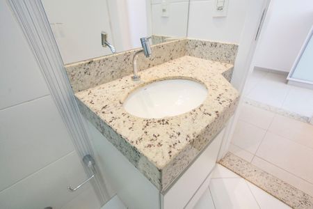 Casa de condomínio para alugar com 310m², 4 quartos e 3 vagasBanheiro da Suíte 2