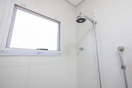 Casa de condomínio para alugar com 310m², 4 quartos e 3 vagasBanheiro da Suíte 2