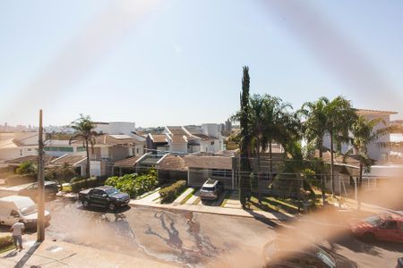 Casa de condomínio para alugar com 310m², 4 quartos e 3 vagasVista da Varanda da Suíte 1